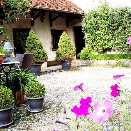 Le Cadran Solaire Romance Classe 3 Etoiles Et 3 Cles Sancey Екстер'єр фото
